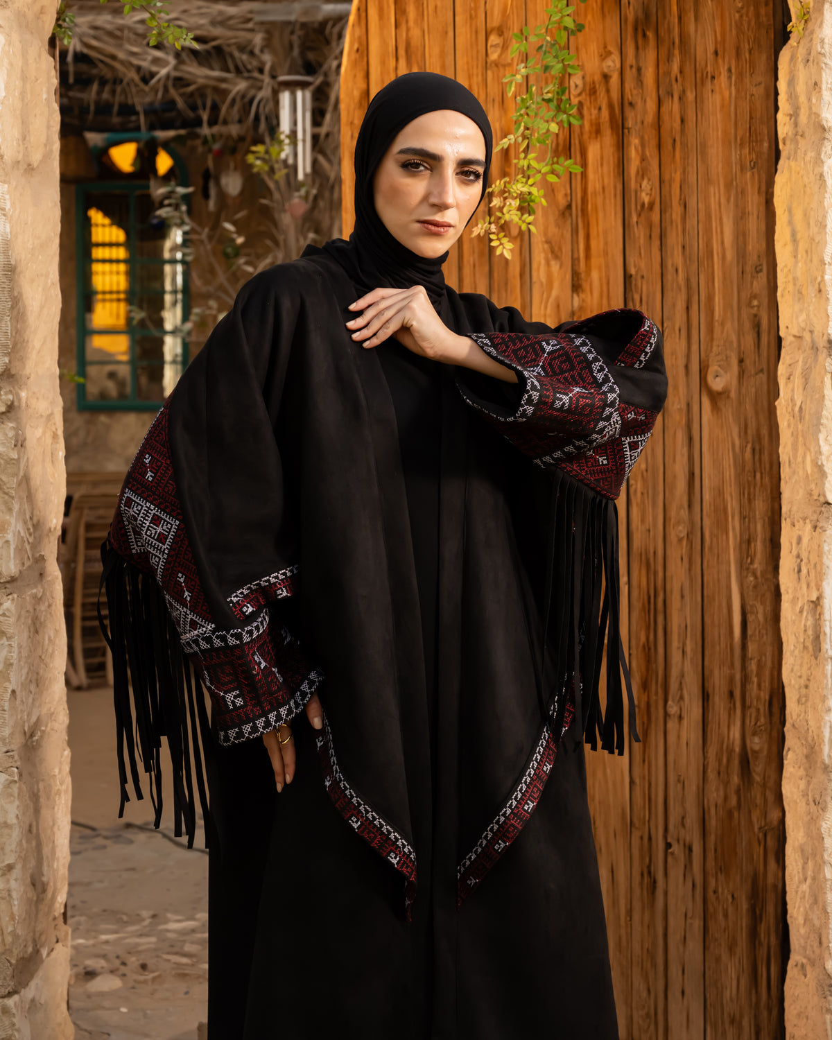 Etamin Fringed Kaftan-Black