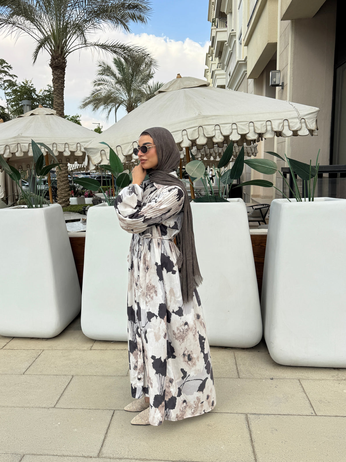 Printed Pleated Dress - Floral beige