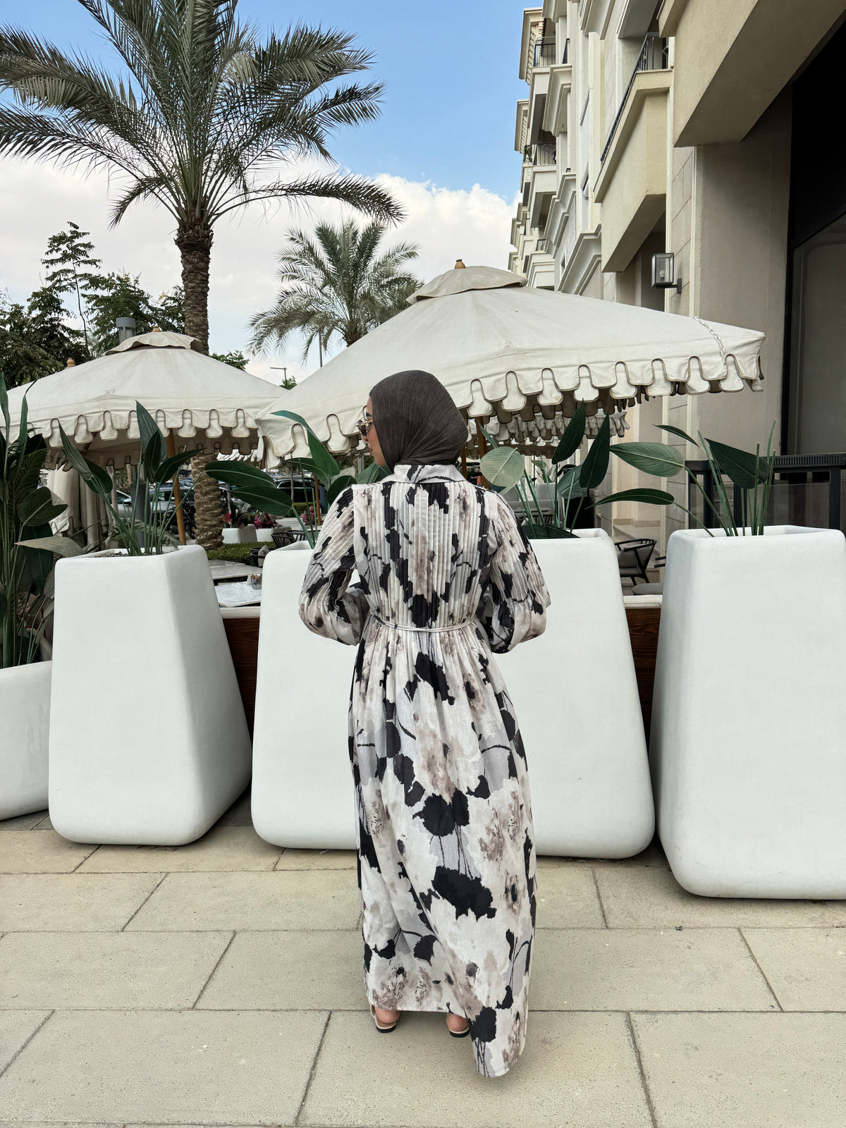 Printed Pleated Dress - Floral beige