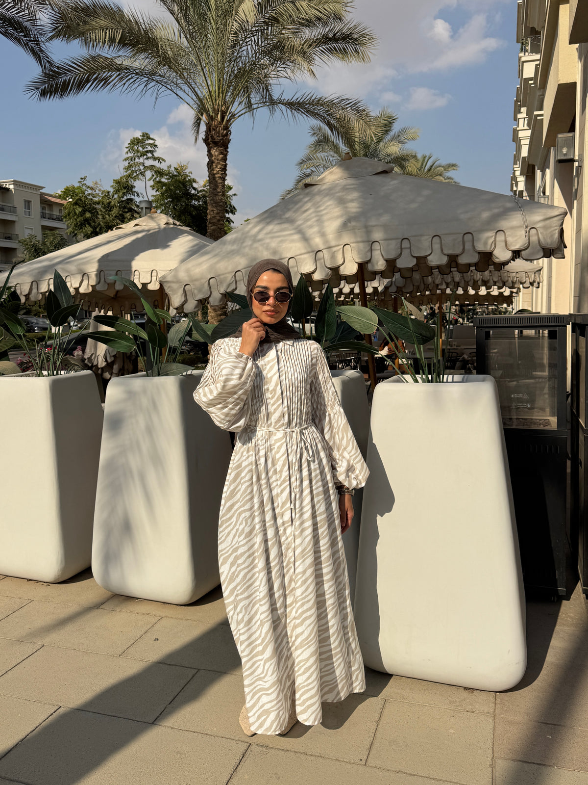 Printed Pleated Dress - zebra beige