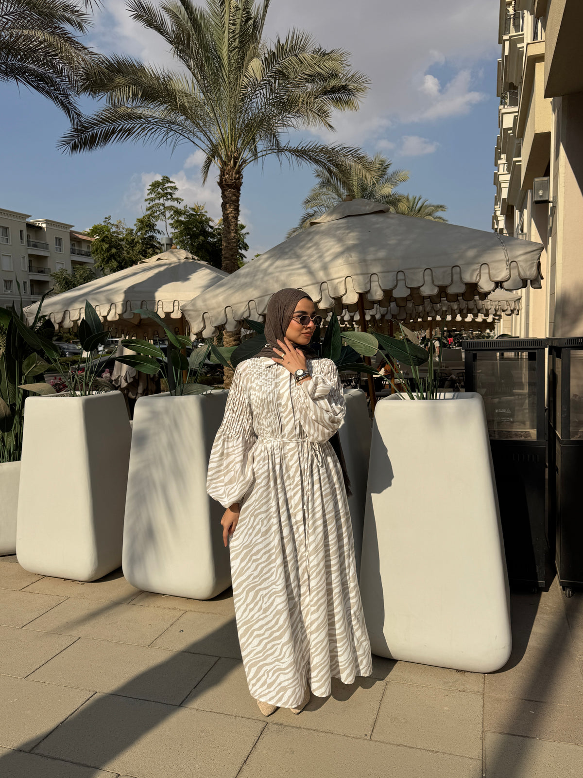 Printed Pleated Dress - zebra beige