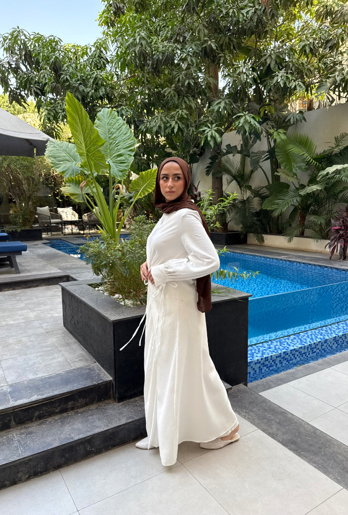 Knot Pleated Dress- White