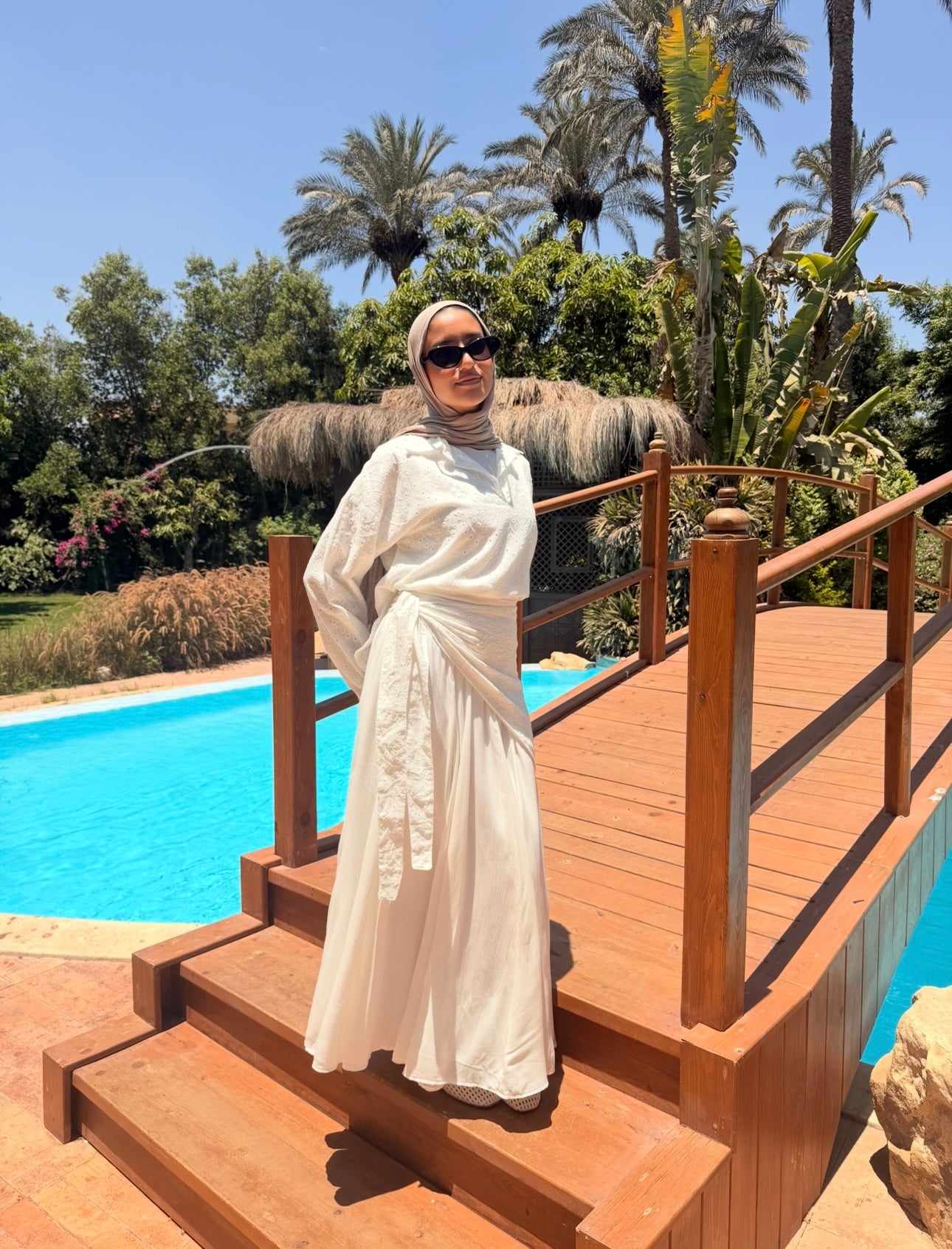 Panels Skirt With Scarf- White