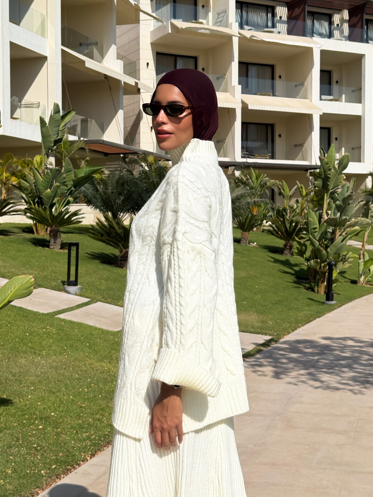 Cable-Knit Pullover - Offwhite