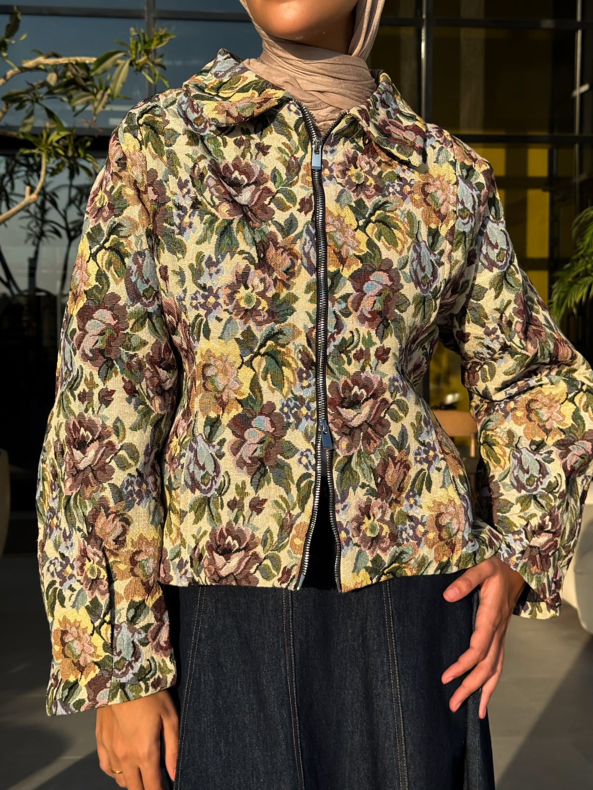 Tapestry Jacket - Floral Beige