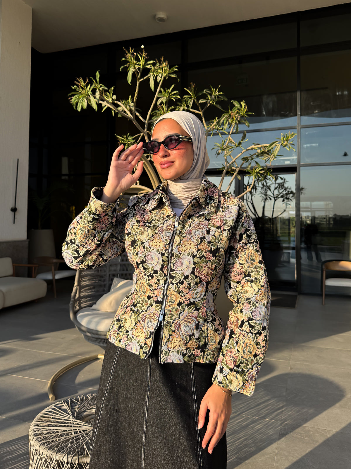 Tapestry Jacket -Floral Black