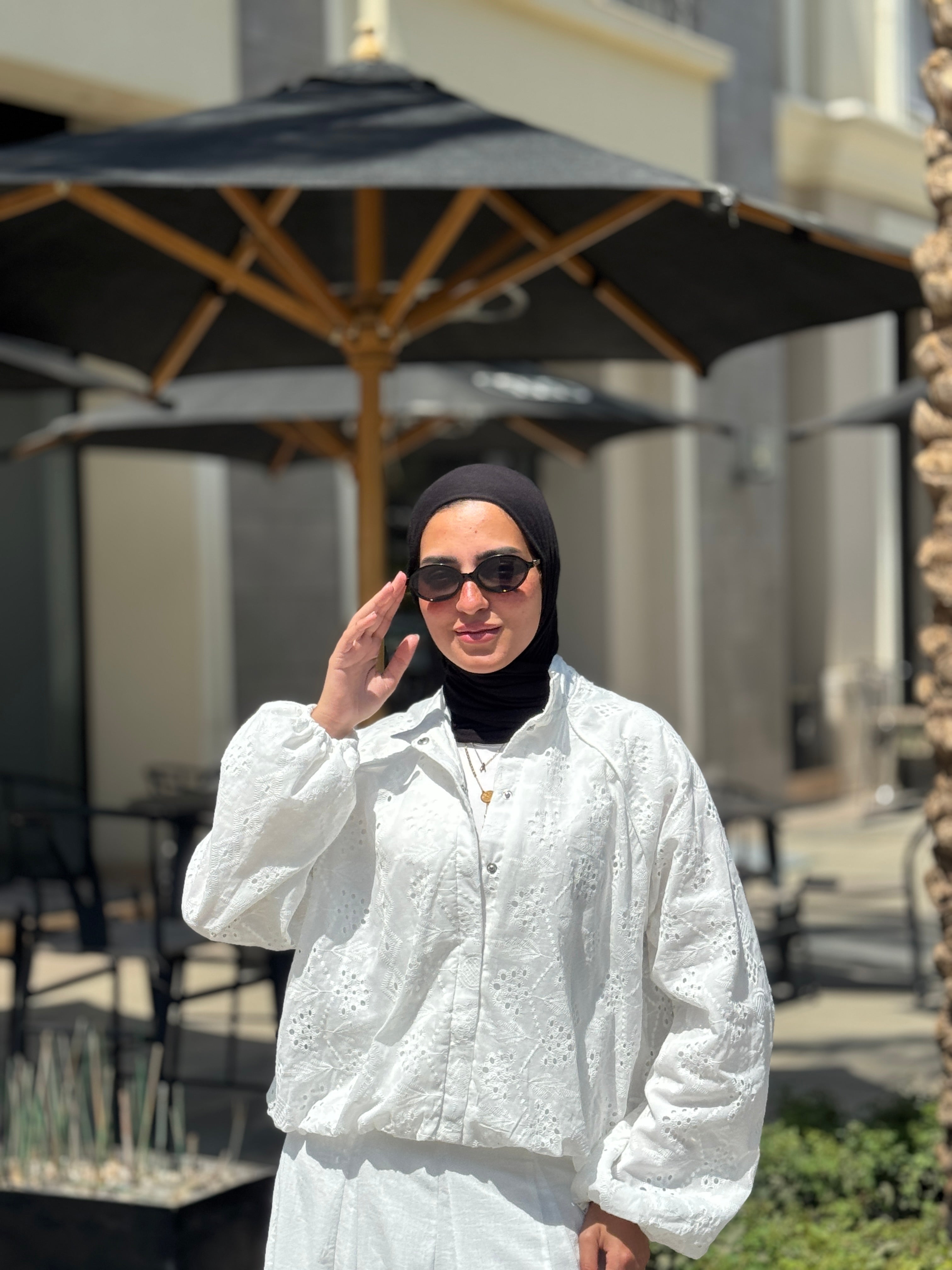 Balloon Broderie Jacket- White