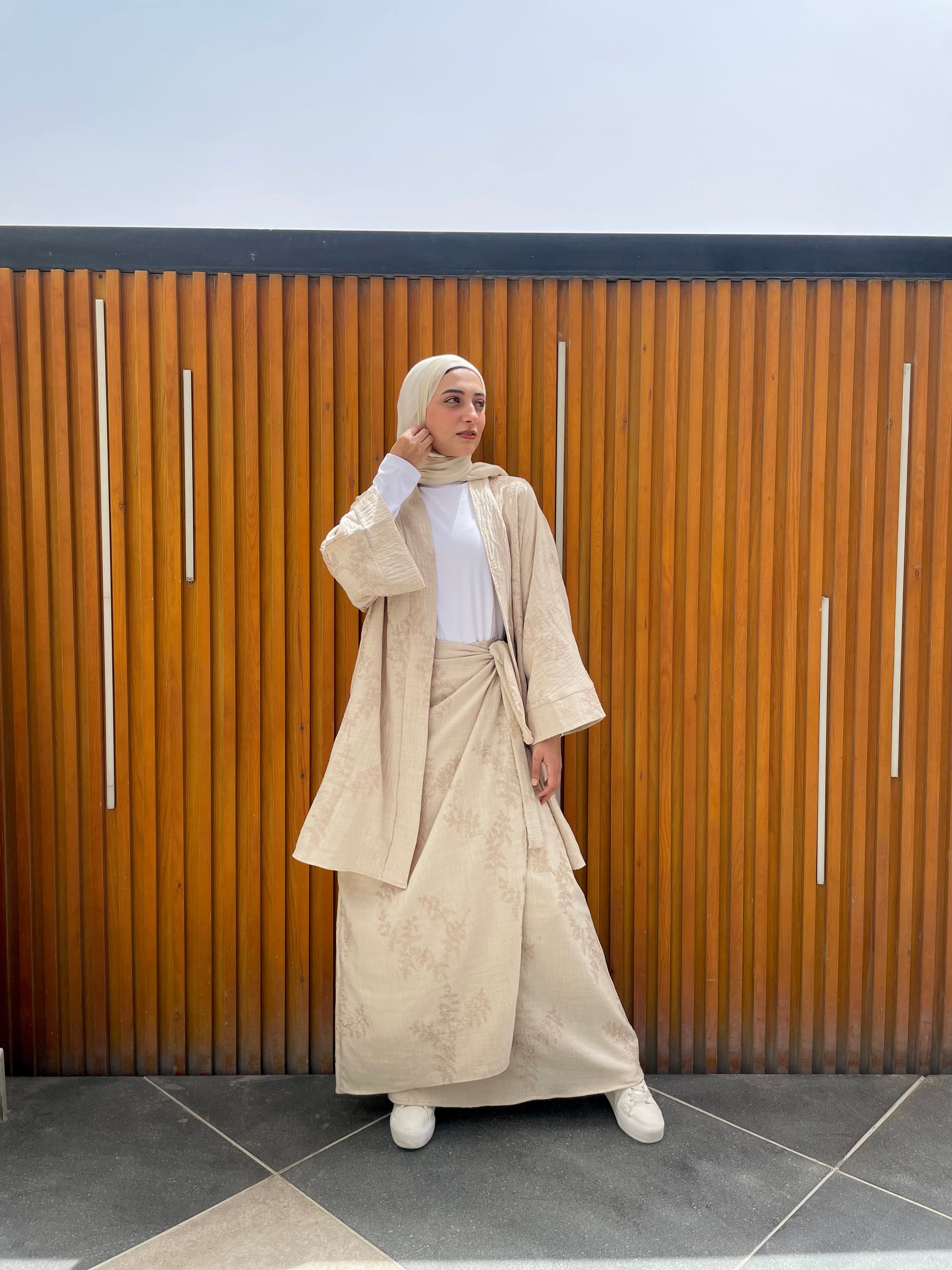 kimono beige abaya