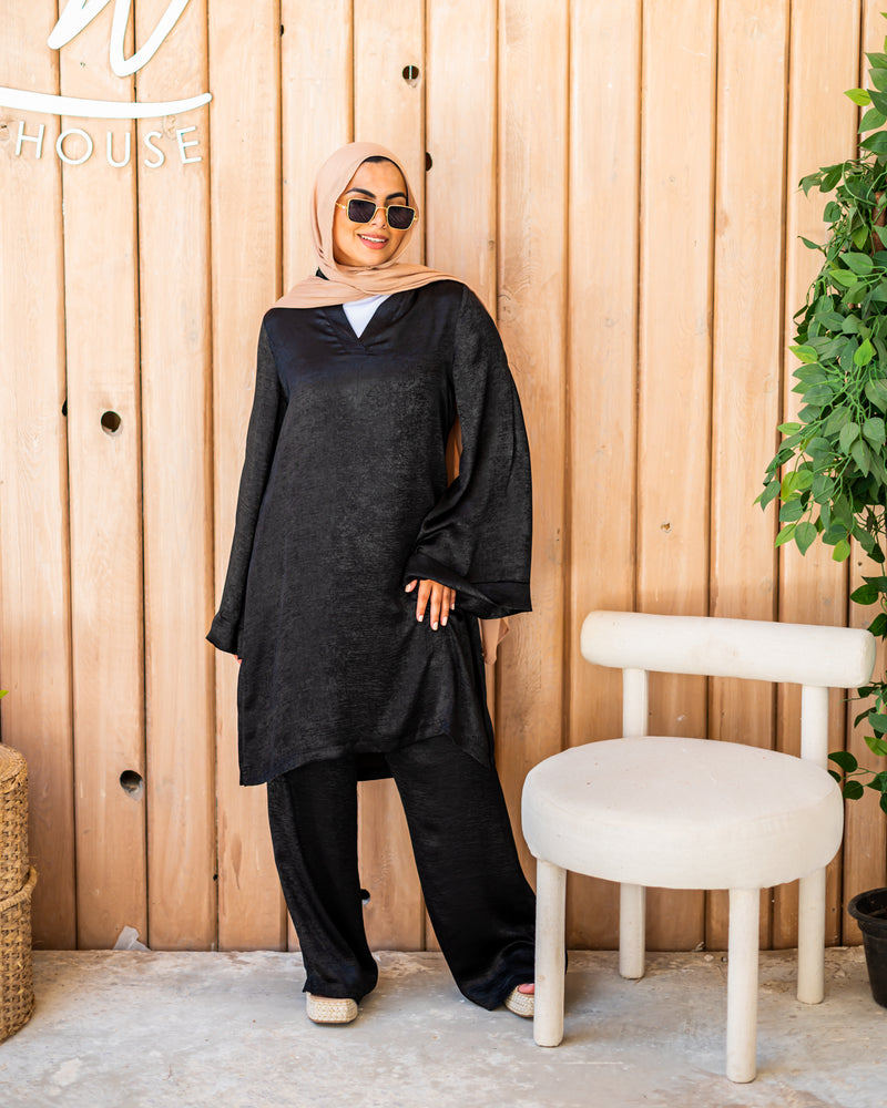Crushed satin Blouse-Black