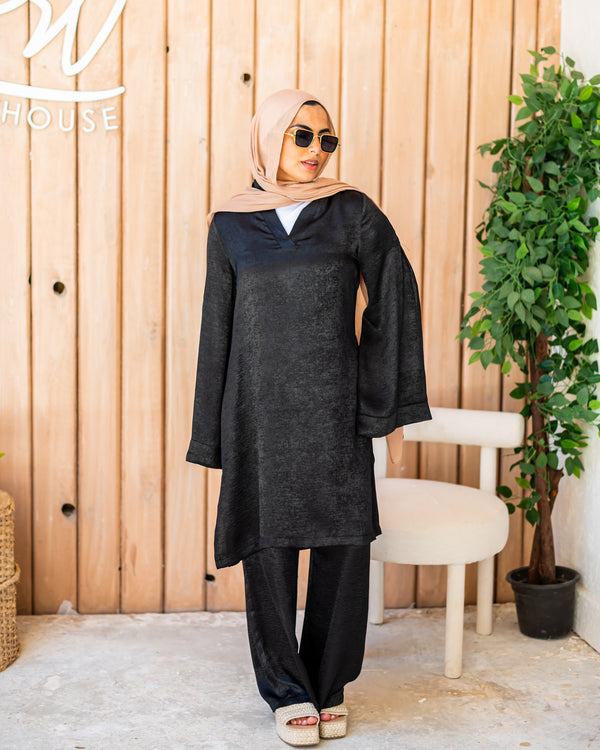Crushed satin Blouse-Black