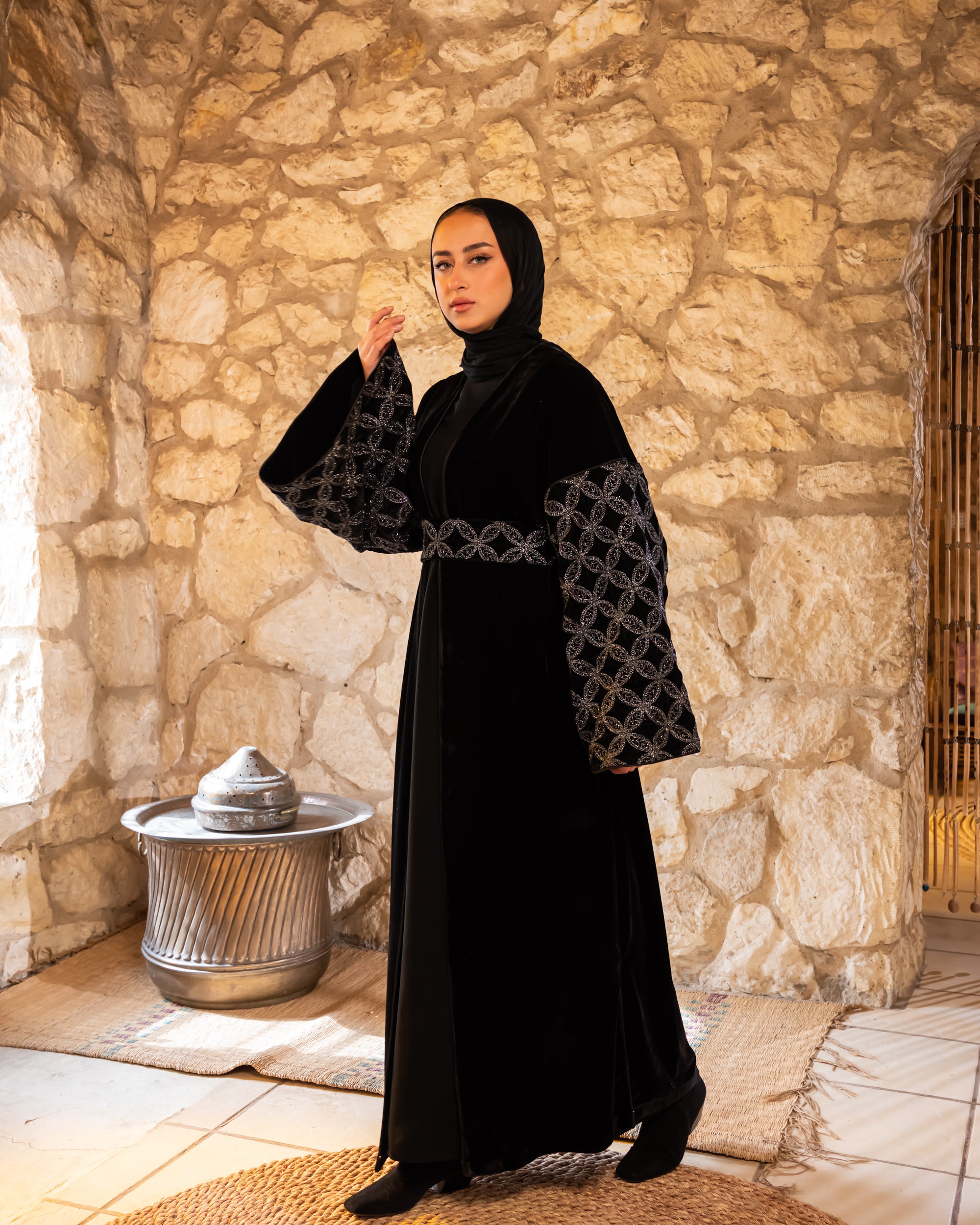 Embroidered Sleeves Kaftan - Silver