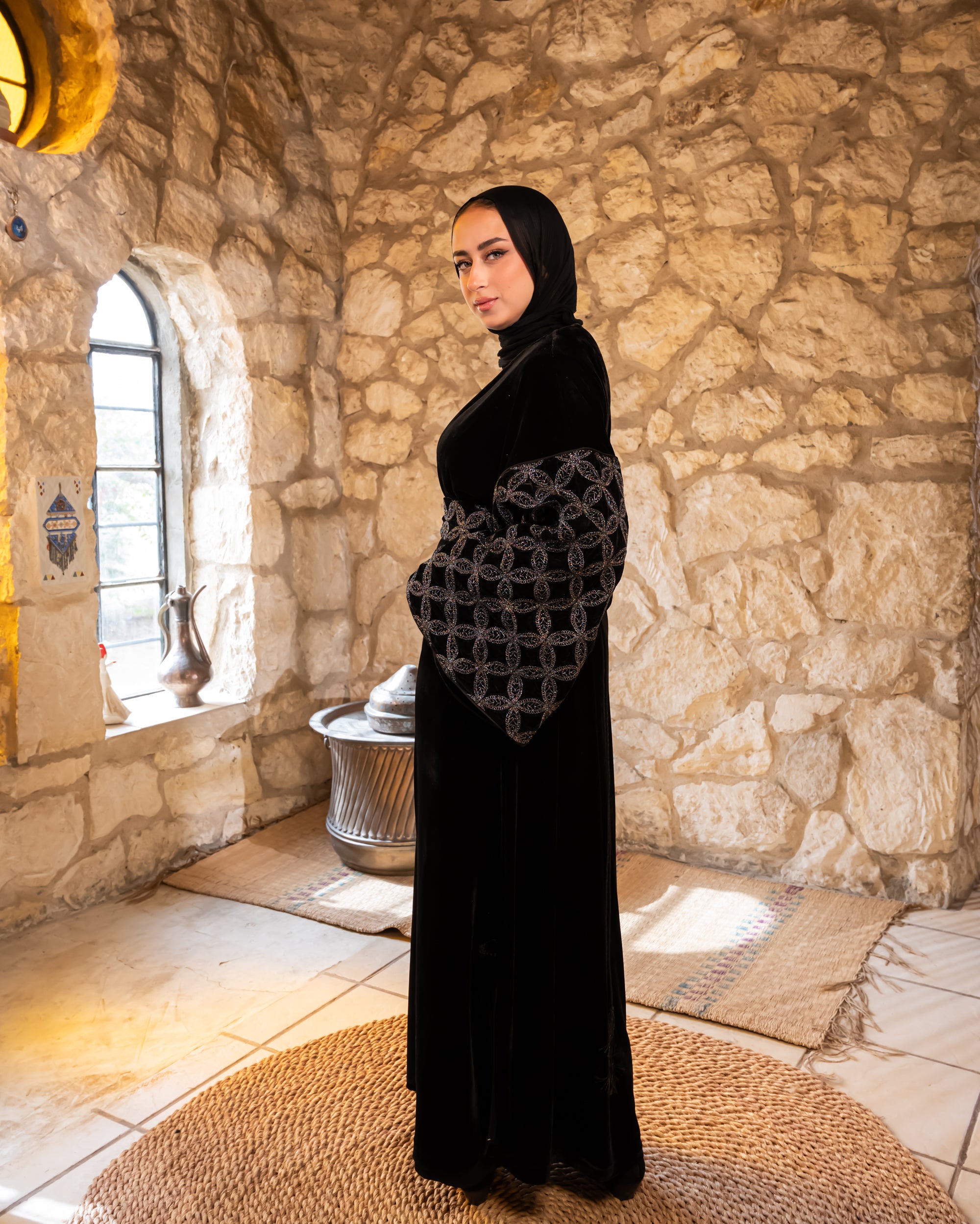 Embroidered Sleeves Kaftan - Silver