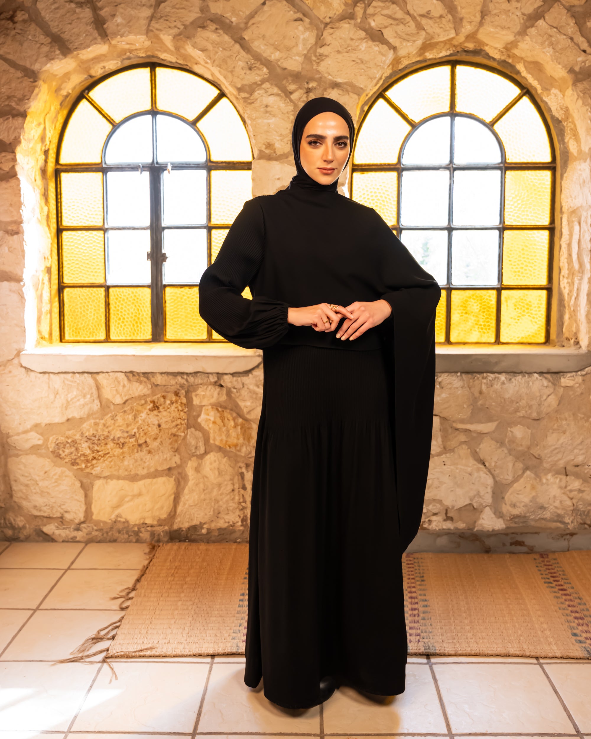 Accordion With Scarf Abaya - Black