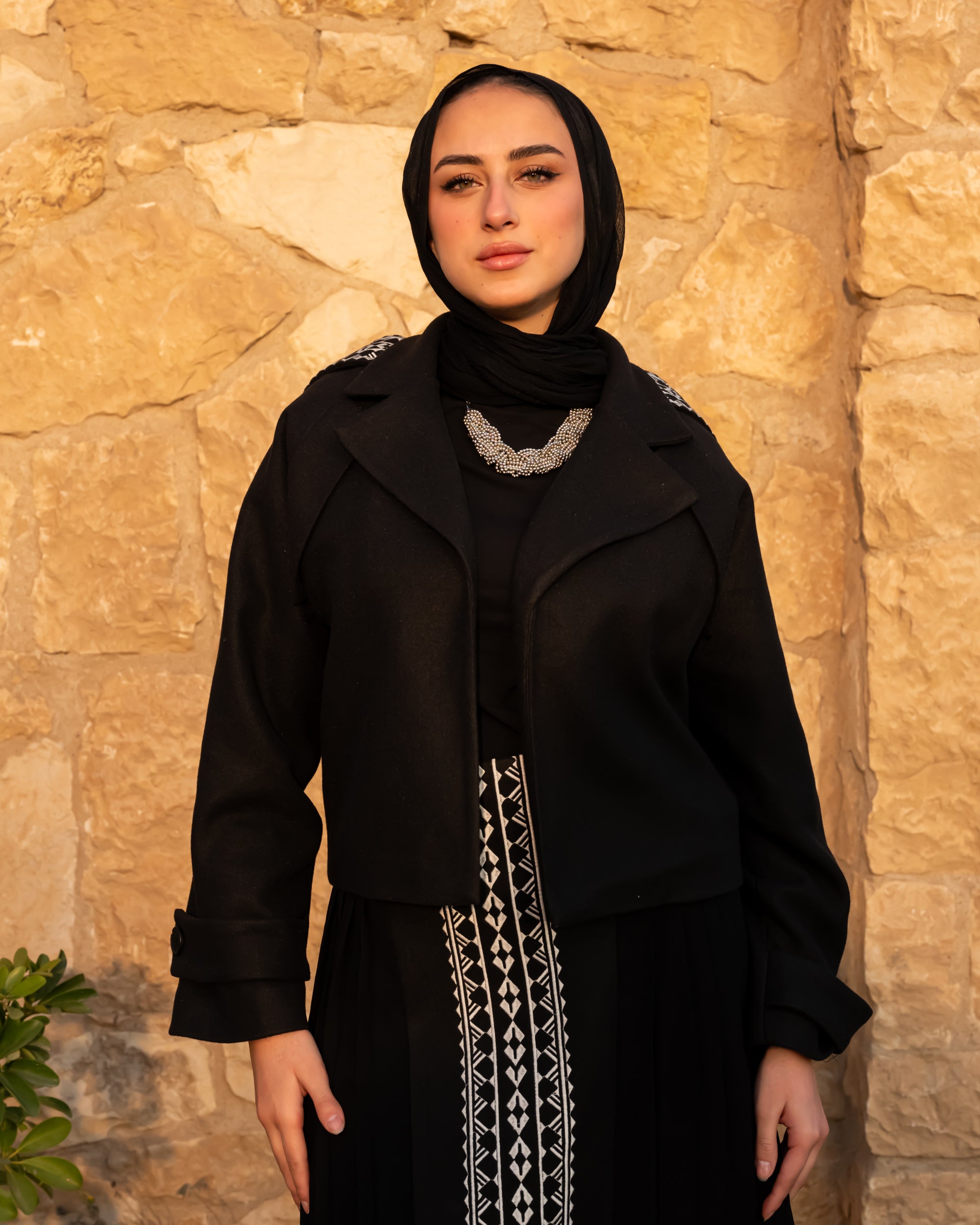 Felt Blazer-Black