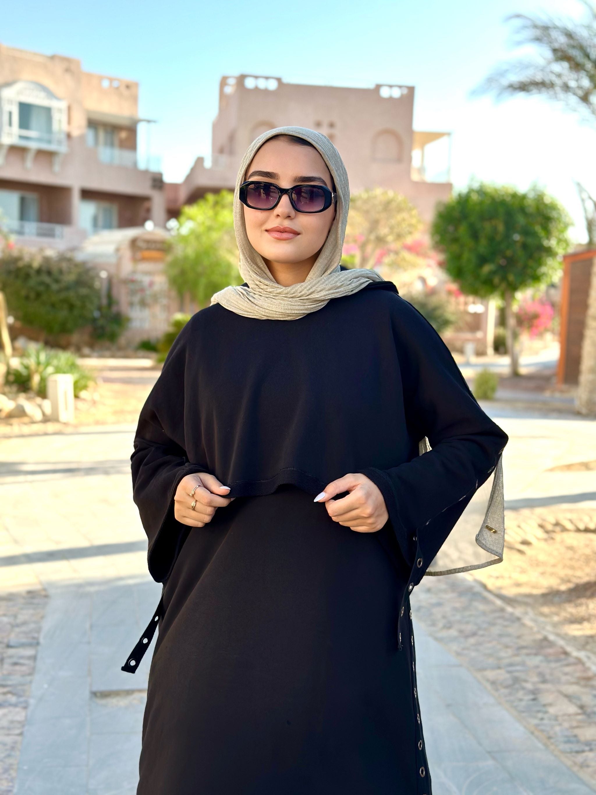 Eyelets Sweatshirt-Black