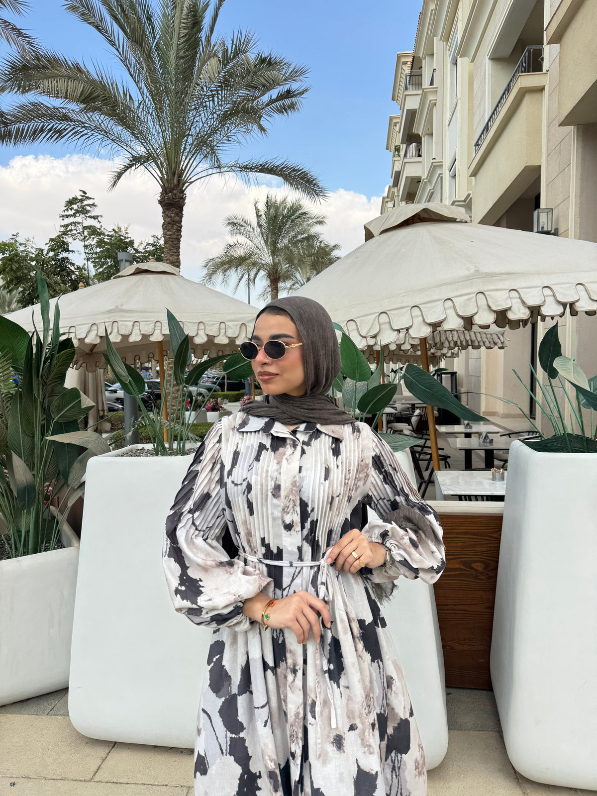 Printed Pleated Dress - Floral beige