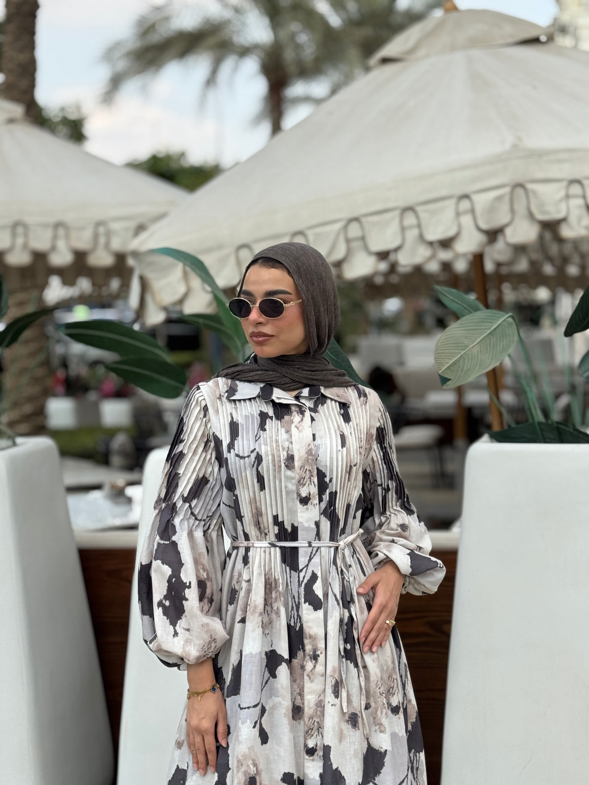 Printed Pleated Dress - Floral beige