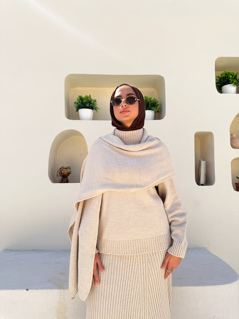 Knitted Blouse With Scarf - Beige