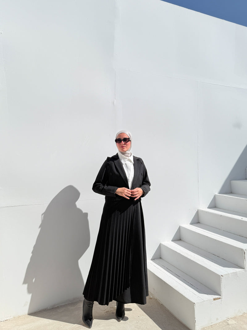 Double Layered Stripes Skirt - Black