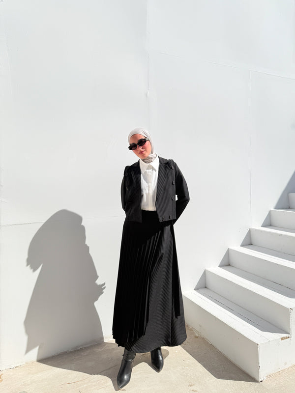 Double Layered Stripes Skirt - Black