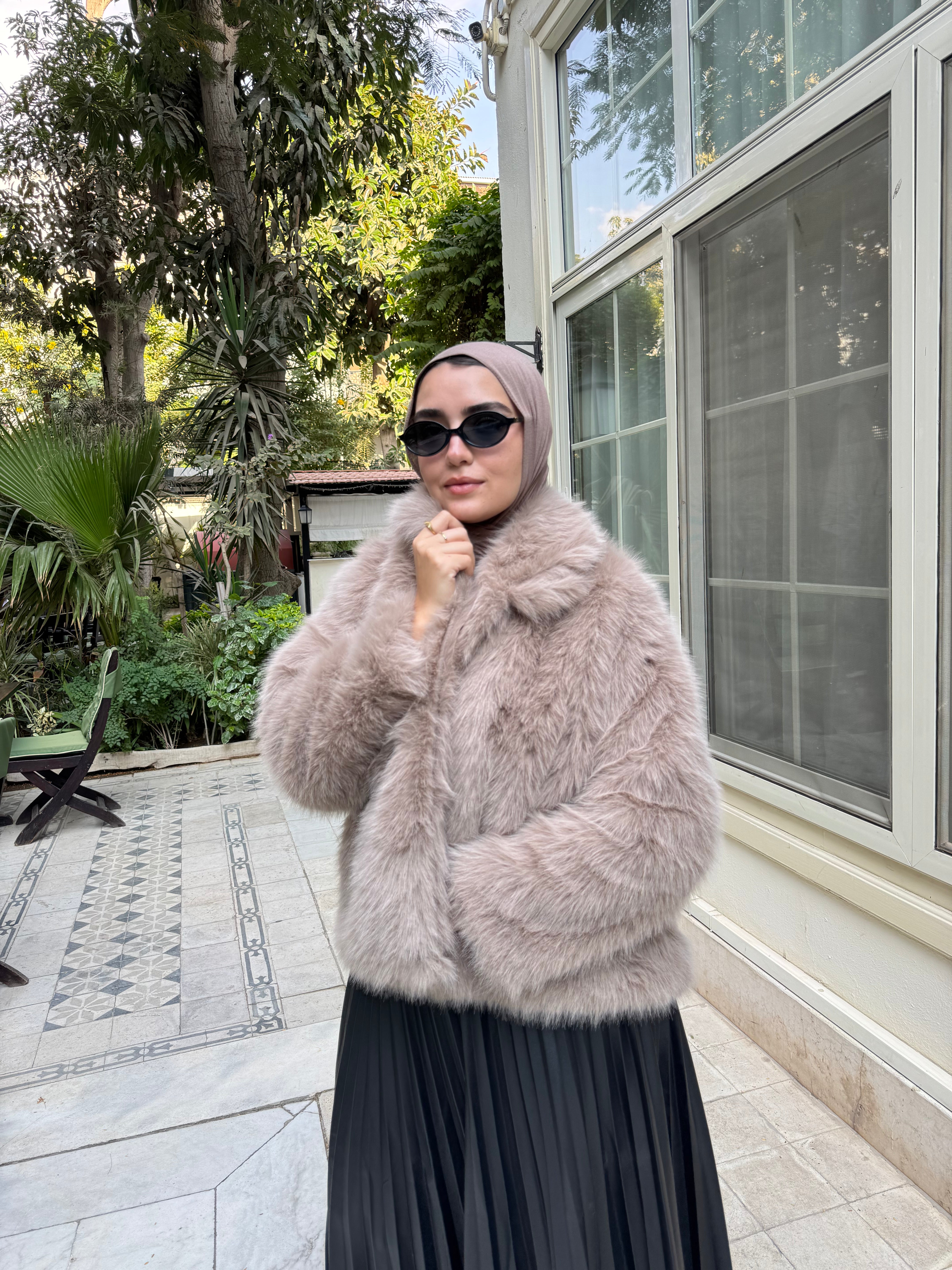 Crop Faux Fur Jacket - Beige