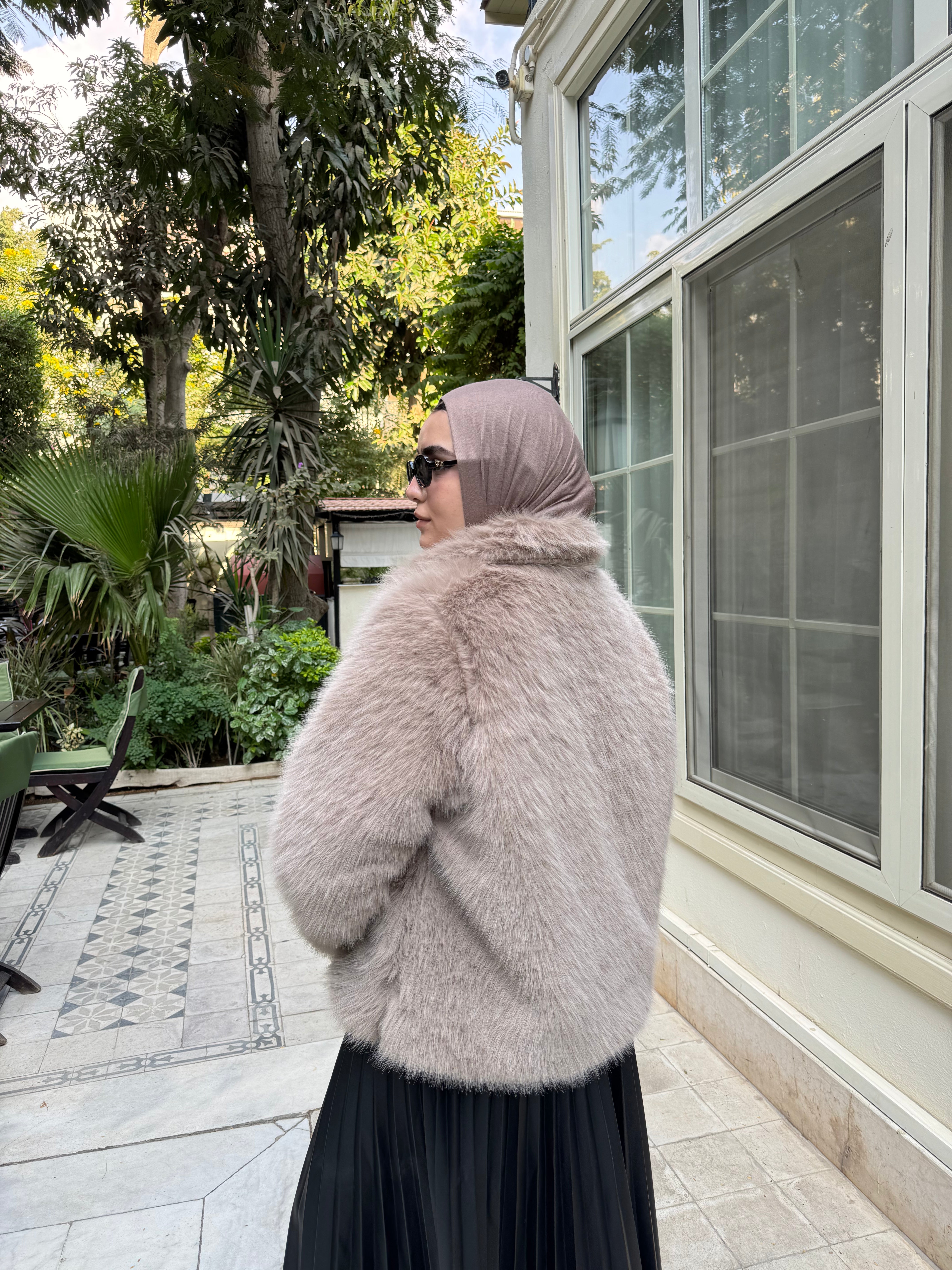 Crop Faux Fur Jacket - Beige