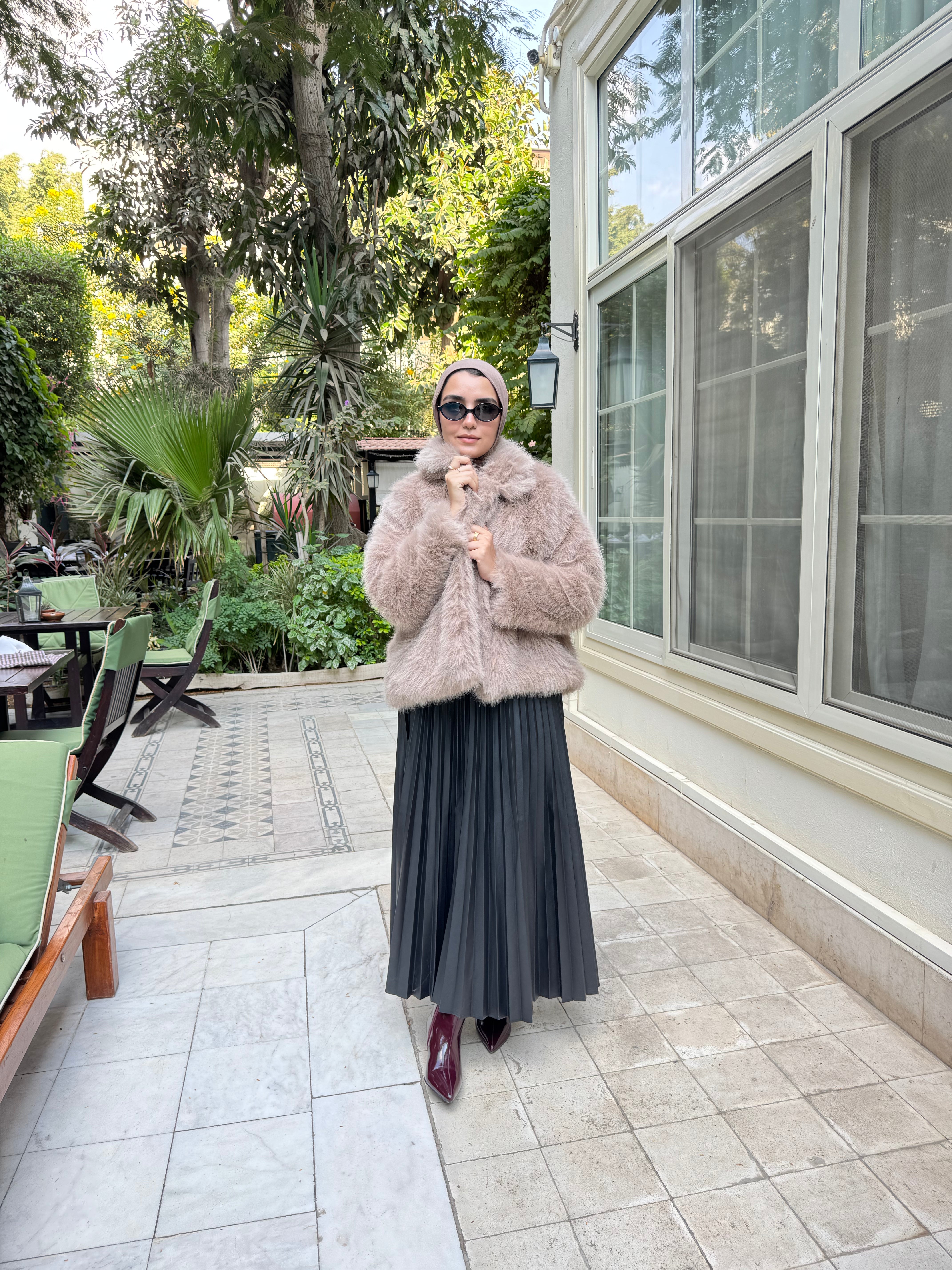 Crop Faux Fur Jacket - Beige