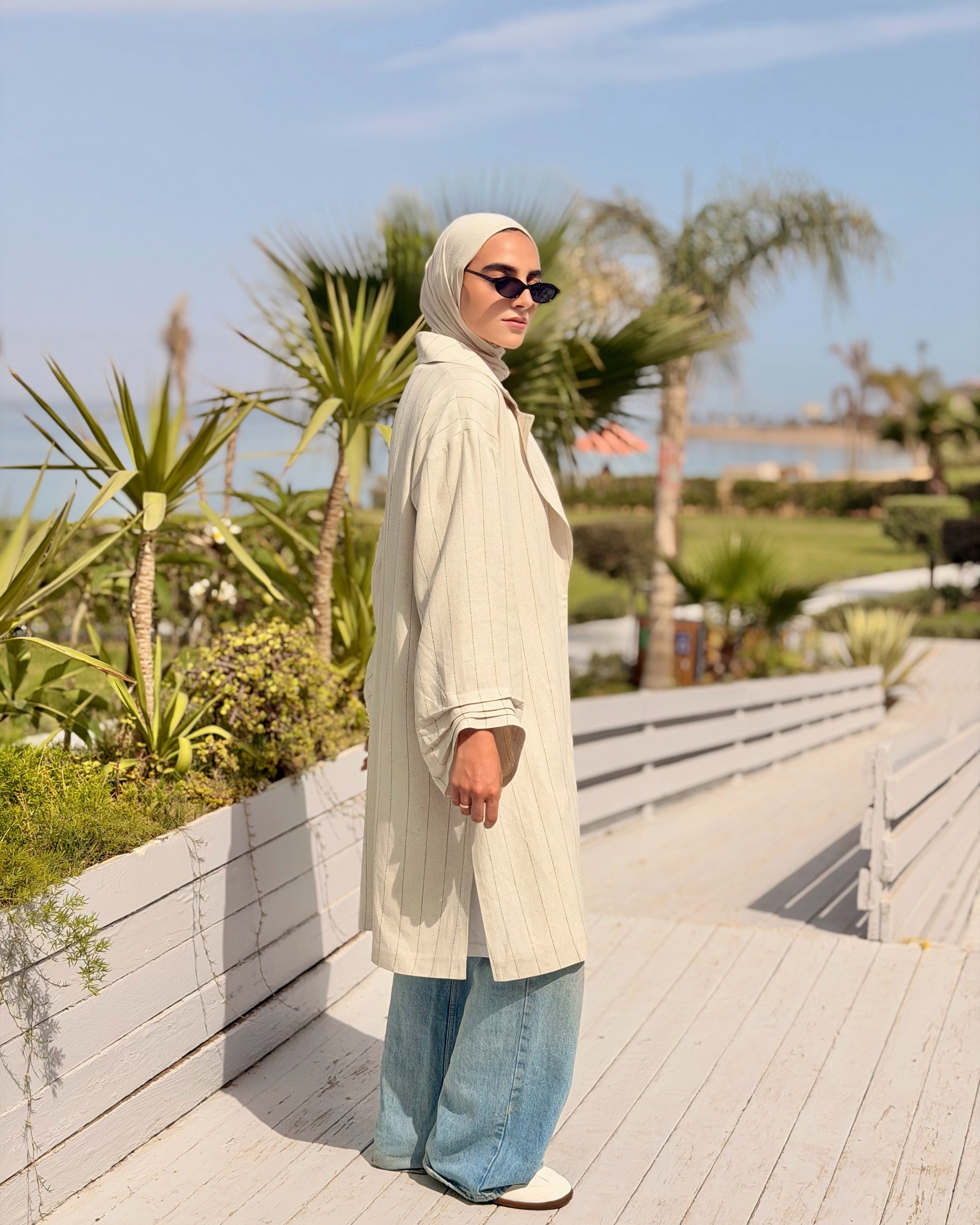 Pleated Sleeves Blazer-Beige