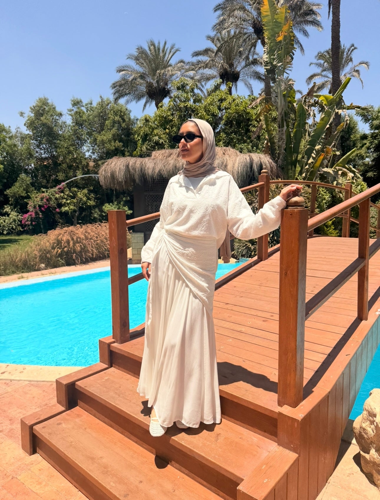 Panels Skirt With Scarf- White