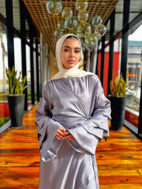 Pleated Sleeves Shimmer Dress-Grey