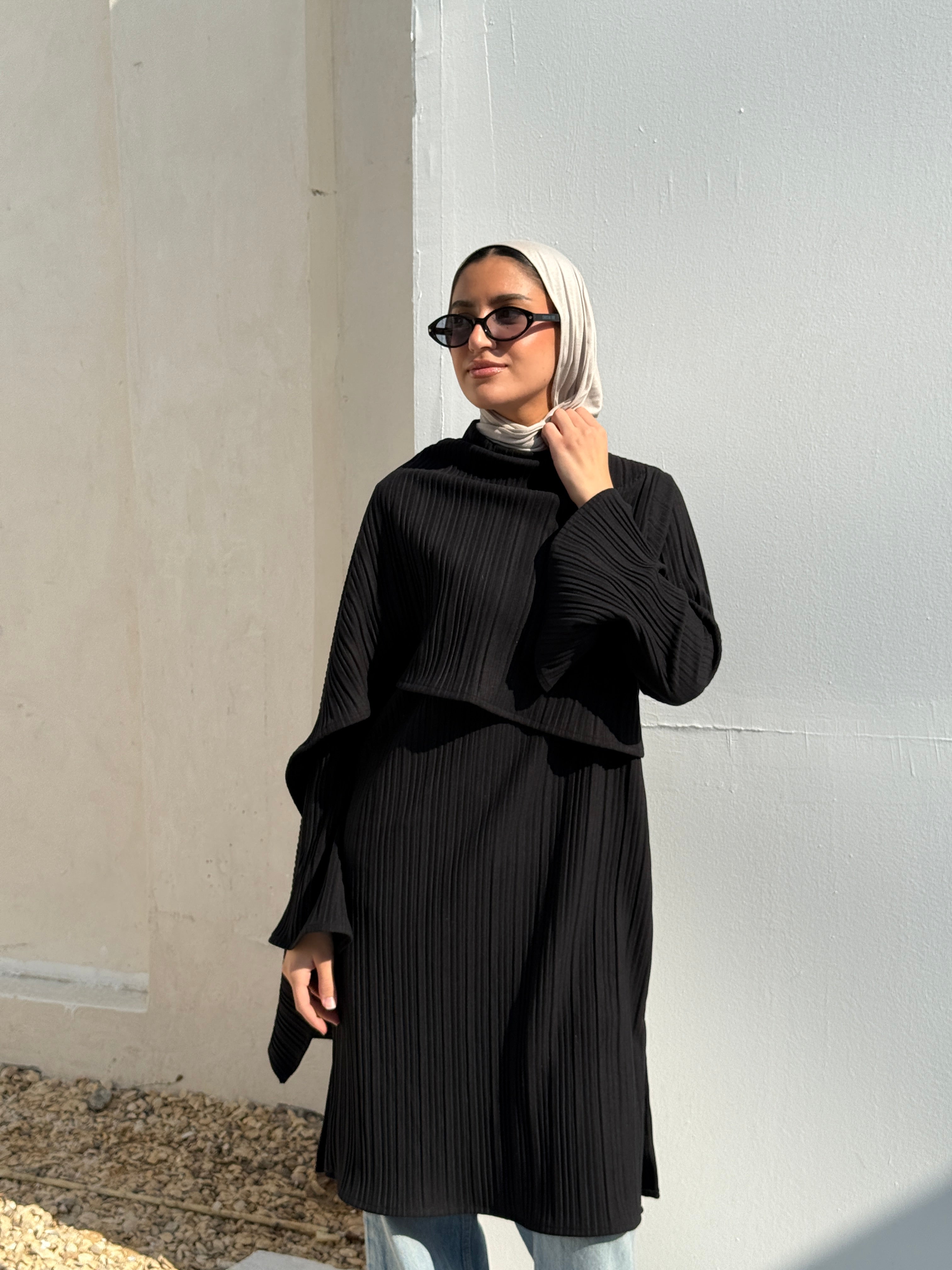 Pleated Blouse With Scarf - Black