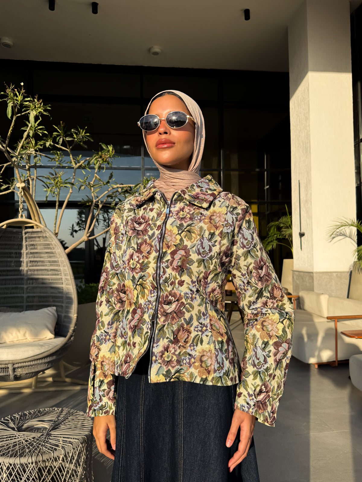 Tapestry Jacket - Floral Beige