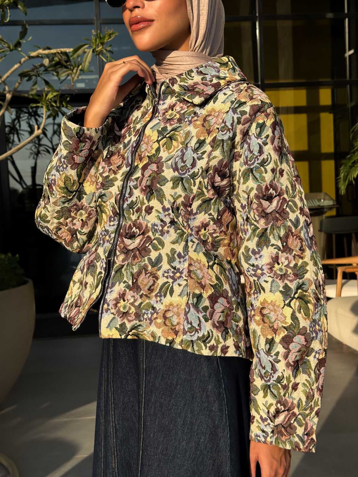 Tapestry Jacket - Floral Beige