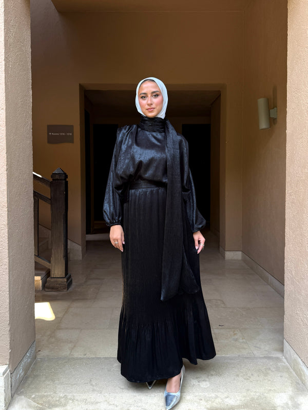 Accordion Set With Scarf - Black (Available at stores only)