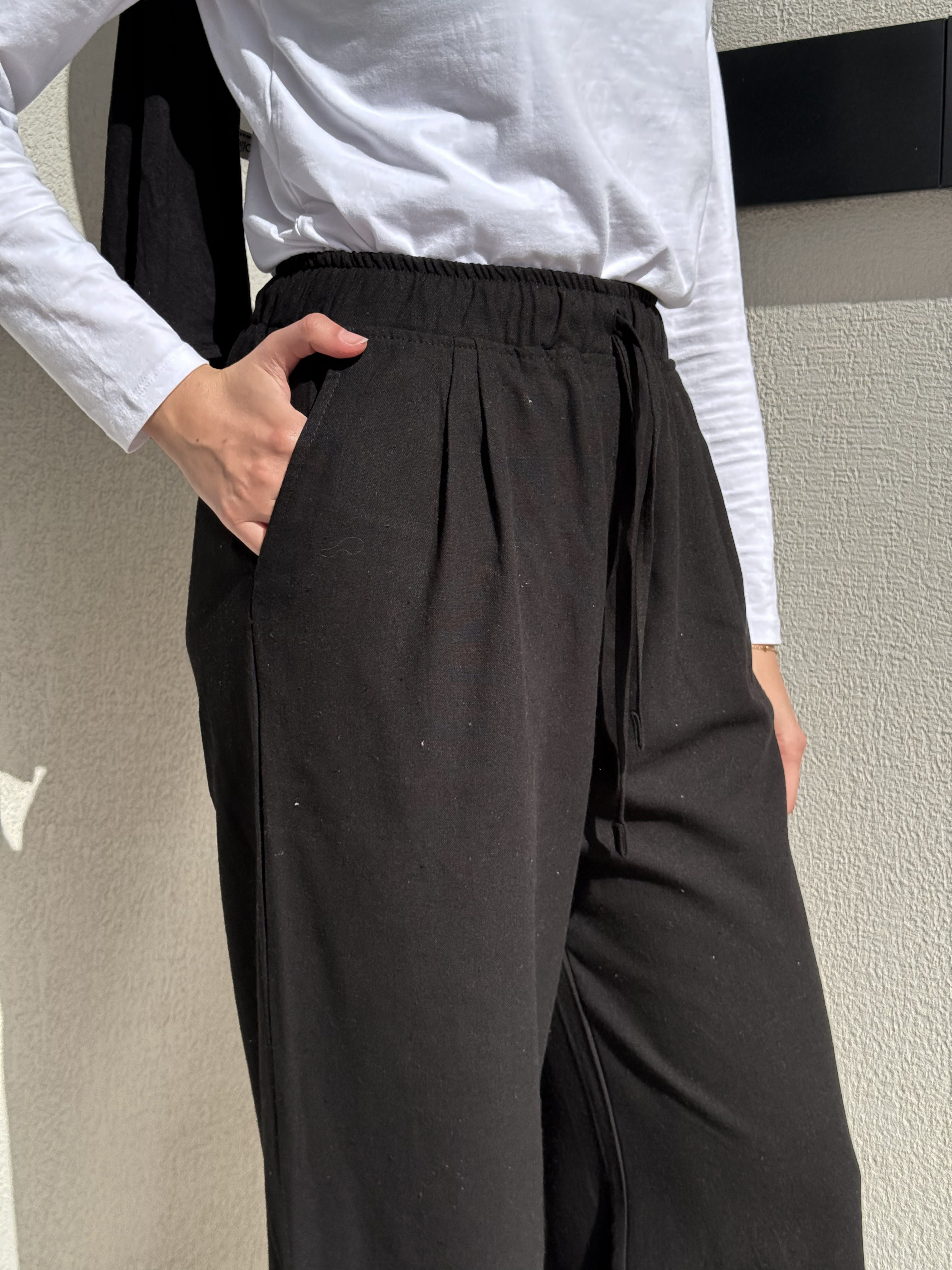 Linen Drawstring Pants-Black