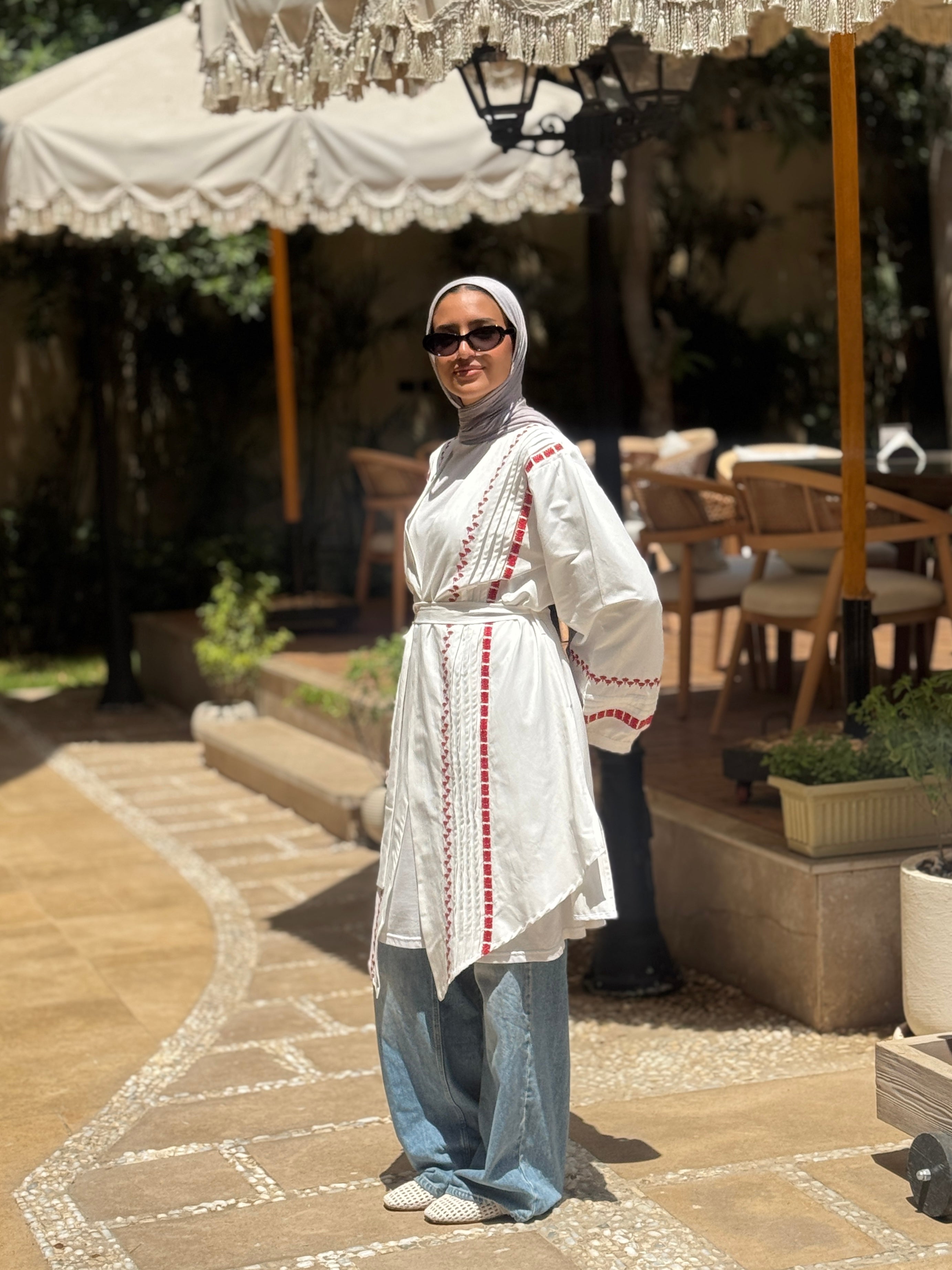Palms Embroidery Cardigan - white