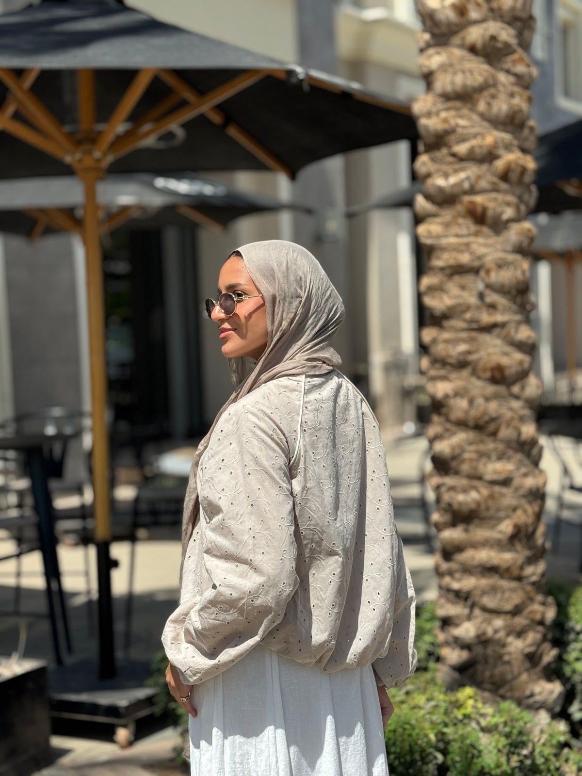 Balloon Broderie Jacket - Beige
