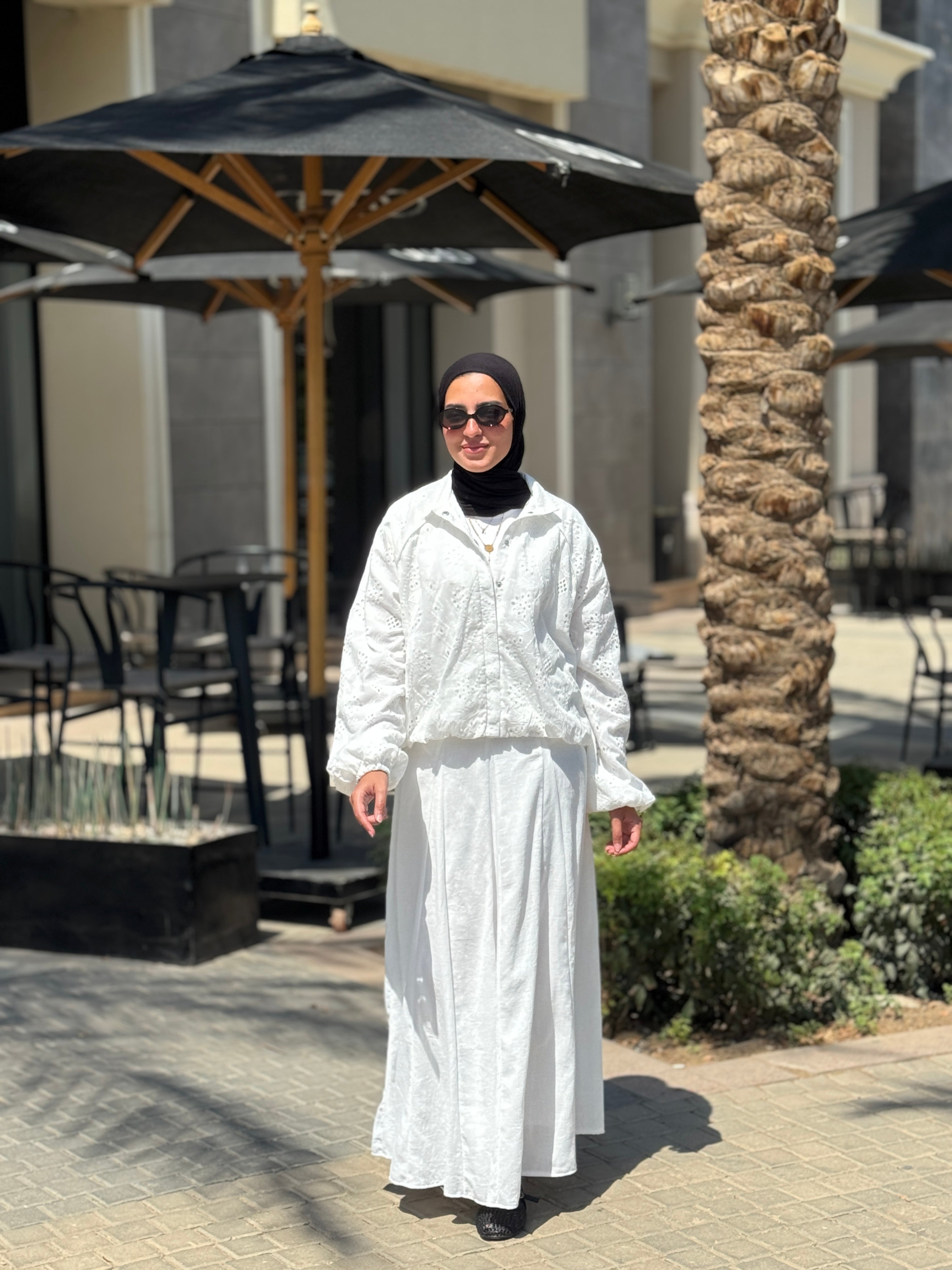 Balloon Broderie Jacket- White