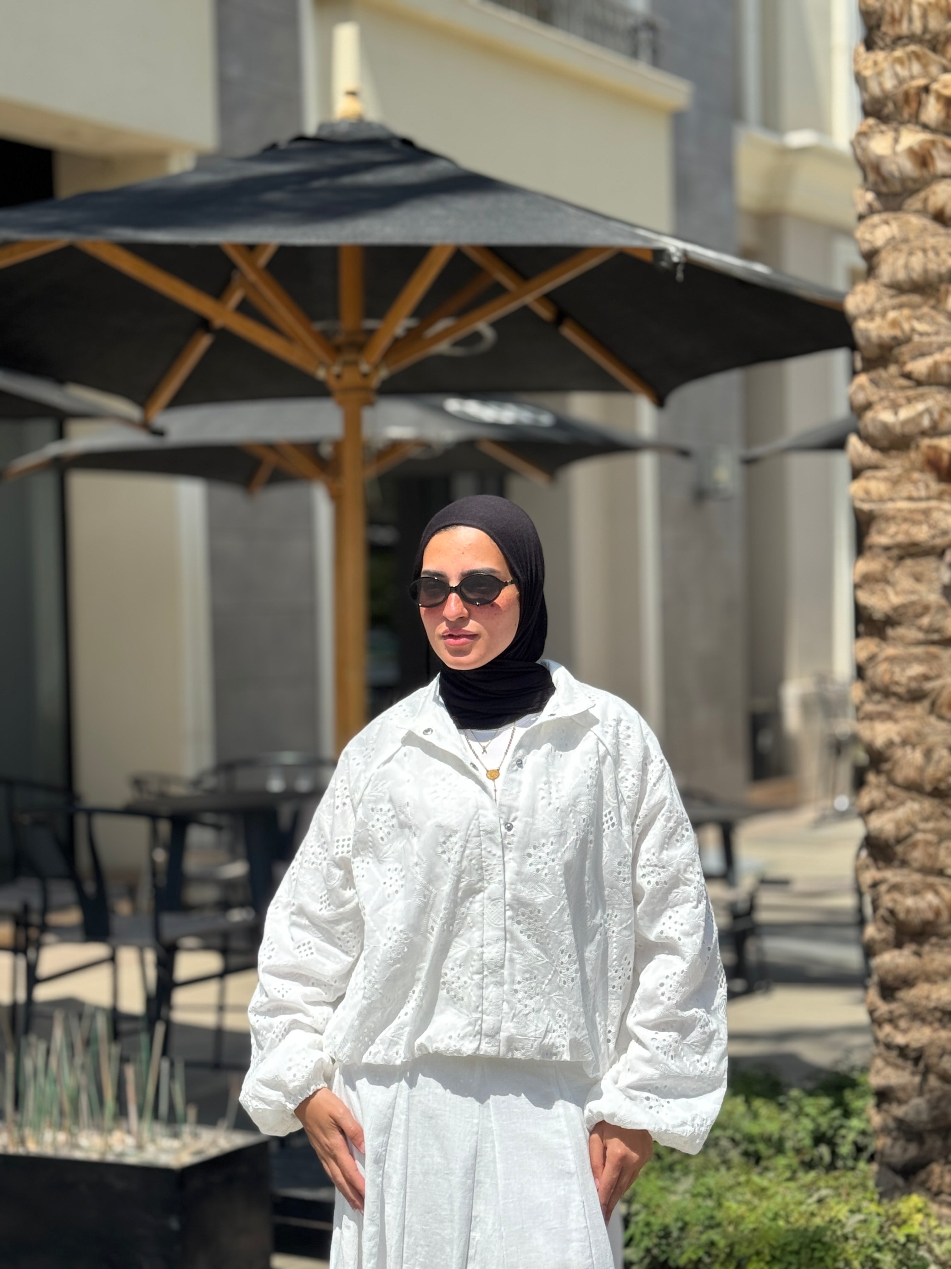 Balloon Broderie Jacket- White