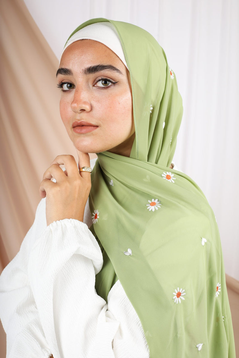 Jude-Pastel Green Daisy